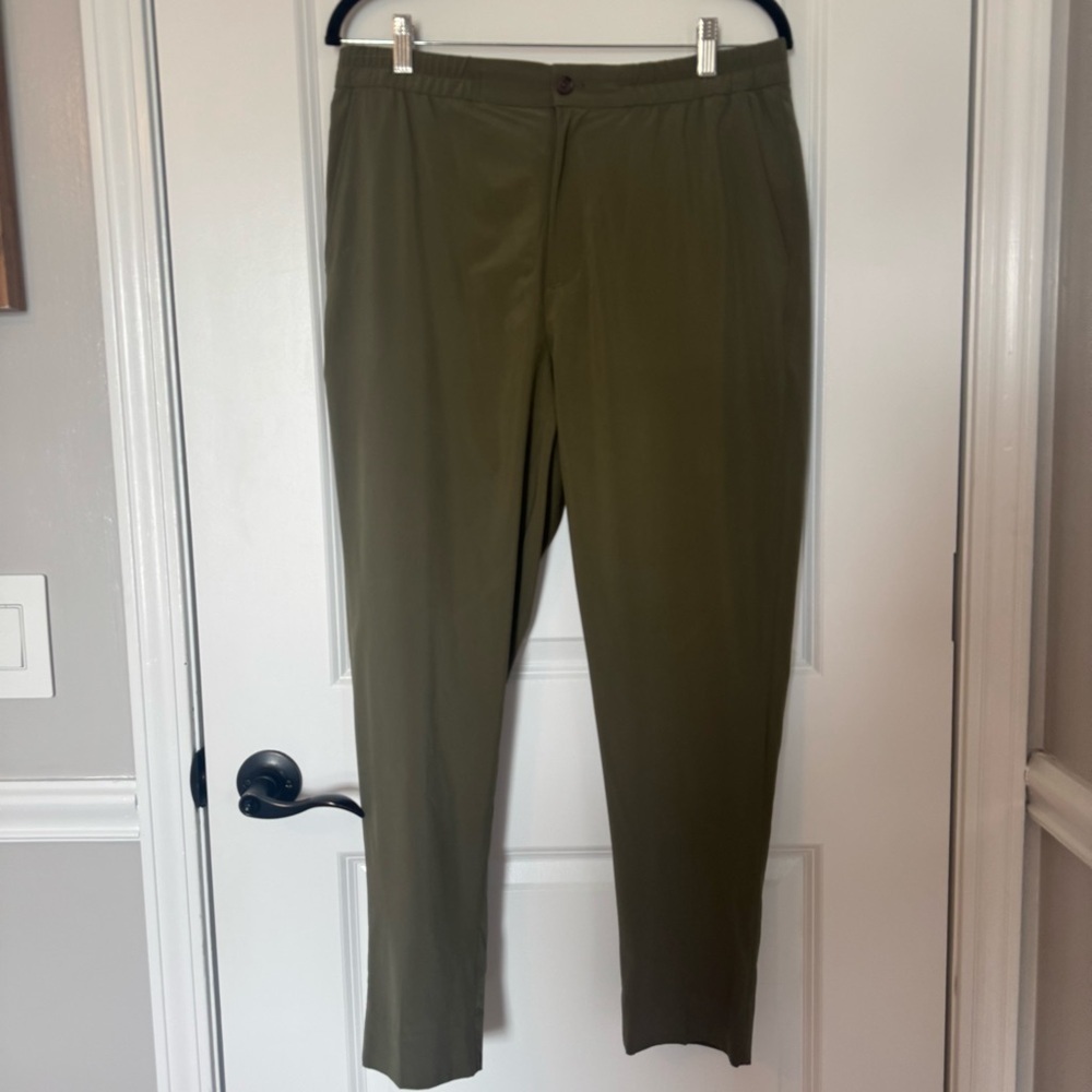 Banana Republic Women’s Olive Green Medium Pants